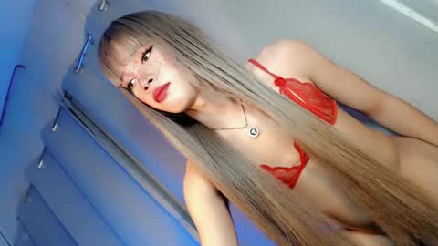 hotchescacummer online show from 12/16/25, 12:26