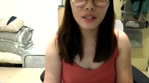 hotchick2099 online show from 04/04/26, 02:03