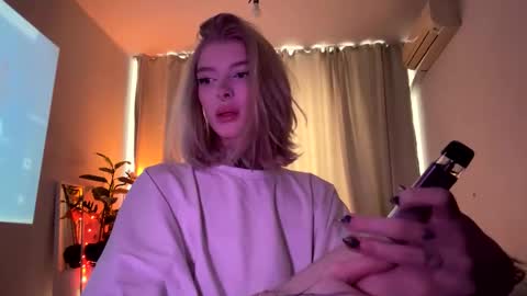 hotchubently online show from 03/03/25, 07:43