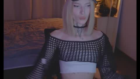 hotchubently online show from 03/11/25, 02:29