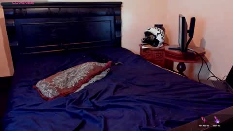 Yikes online show from 12/14/25, 01:22