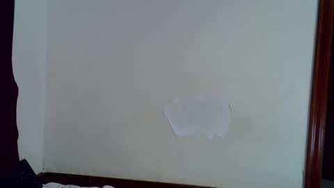 hotcum256 online show from 04/15/26, 05:25