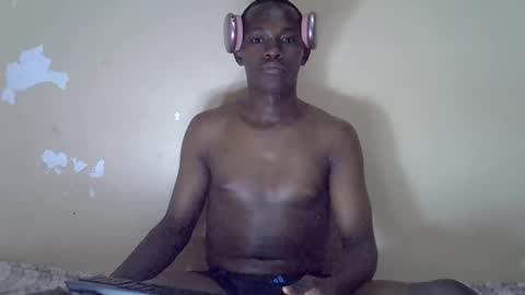 Snapshot of hotcum256 chatting on 06/10/26, 06:40 hotcum256 online show from 06/10/26, 06:40