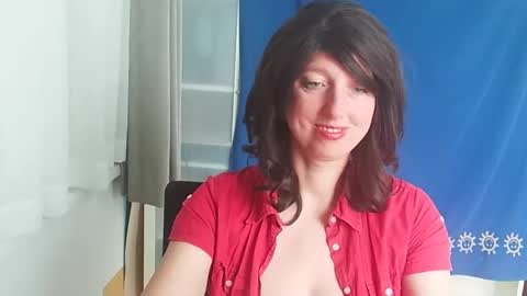 Snapshot of hotdestany chatting on 01/08/25, 10:37 Hot Destany online show from 01/08/25, 10:37