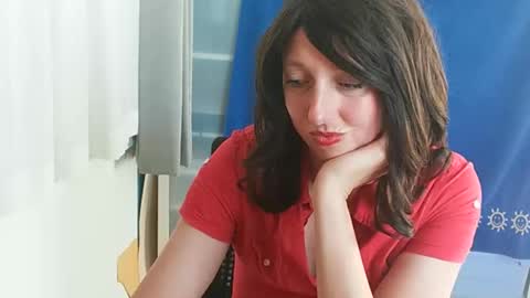 Snapshot of hotdestany chatting on 02/04/25, 01:27 Hot Destany online show from 02/04/25, 01:27