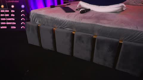 Mistress online show from 09/26/25, 02:48