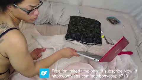 Sasha  Daniel online show from 01/17/25, 03:12