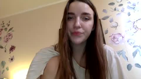 effy online show from 02/17/25, 10:07