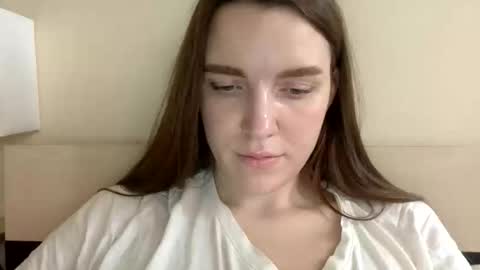 effy online show from 03/03/25, 09:33