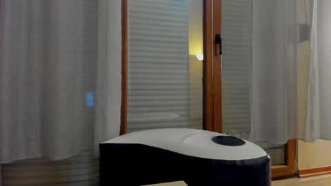 Erika  online show from 03/02/26, 05:08