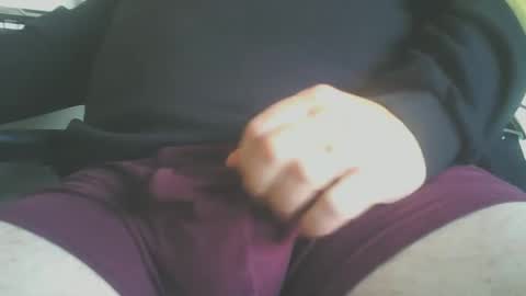 Snapshot of hotelstayer1234 chatting on 10/27/25, 09:24 hotelstayer1234 online show from 10/27/25, 09:24