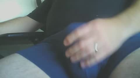 Snapshot of hotelstayer1234 chatting on 11/28/25, 09:45 hotelstayer1234 online show from 11/28/25, 09:45