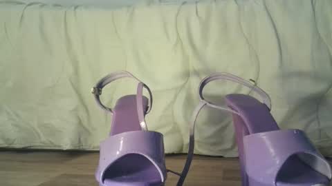 Snapshot of hotesmeralda chatting on 09/24/25, 08:56 HotEsmeralda online show from 09/24/25, 08:56