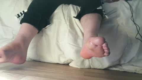 Snapshot of hotesmeralda chatting on 09/26/25, 10:25 HotEsmeralda online show from 09/26/25, 10:25