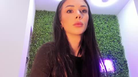 hotfallingdevil online show from 01/17/26, 05:34