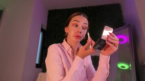 hotfallingdevil online show from 06/03/26, 04:48