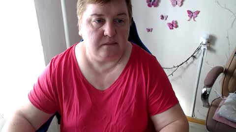 Snapshot of hotfiremommy chatting on 03/11/25, 08:20 LimonkaFire online show from 03/11/25, 08:20