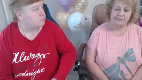 Snapshot of hotfiremommy chatting on 10/20/25, 07:42 LimonkaFire online show from 10/20/25, 07:42