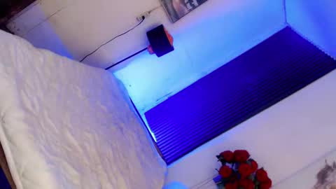 hotfucking_queen1111 online show from 02/22/26, 05:30