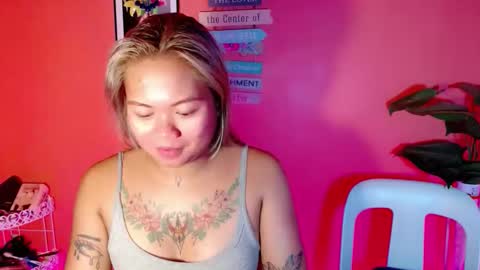hotgirlronaxx online show from 10/13/25, 08:42