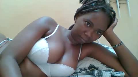 Queen online show from 01/16/26, 07:01