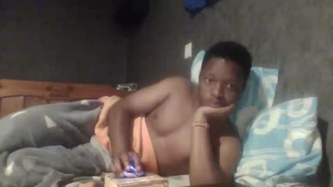 hotguyy001 online show from 02/22/25, 01:55