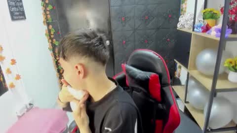 hannah online show from 03/25/26, 02:28