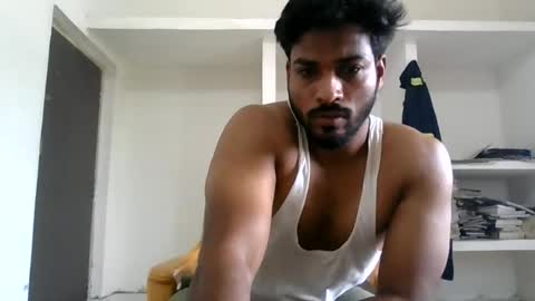 Snapshot of hothunkman352176 chatting on 06/20/26, 06:49 hothunkman352176 online show from 06/20/26, 06:49