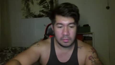 Snapshot of hothunkybear23 chatting on 12/25/24, 12:16 Khel online show from 12/25/24, 12:16