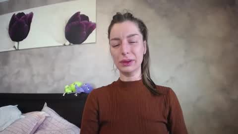 Lia   online show from 03/25/26, 07:25