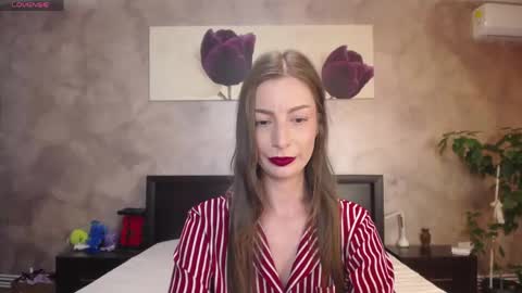 Lia   online show from 05/27/26, 07:55