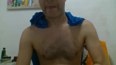 hottitan  twitter Marianoshcam online show from 09/11/25, 10:54