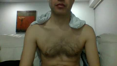 hottitan  twitter Marianoshcam online show from 10/14/25, 03:18