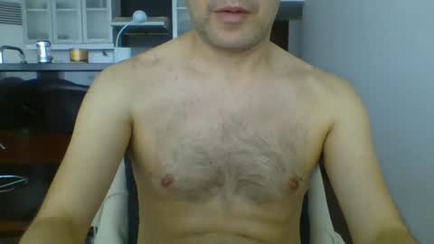 Snapshot of hotitan chatting on 06/14/26, 03:58 hottitan twitter Marianoshcam online show from 06/14/26, 03:58
