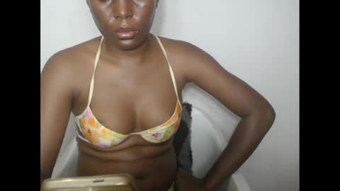 hotjessie0 online show from 01/22/25, 01:32