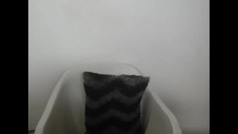 hotjessie0 online show from 01/27/25, 07:14