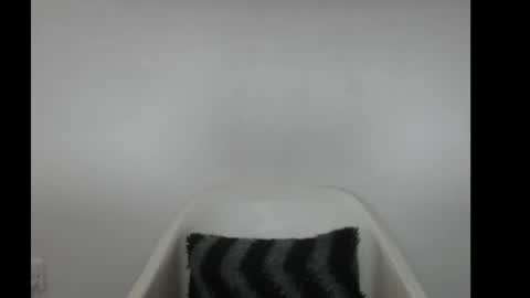 hotjessie0 online show from 02/11/26, 05:01