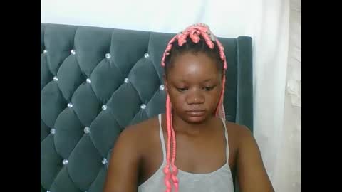 Snapshot of hotjeylee chatting on 02/23/26, 03:15 LOYCE online show from 02/23/26, 03:15