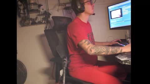 Snapshot of hotkinkytat chatting on 12/04/25, 10:40 hotkinkytat online show from 12/04/25, 10:40