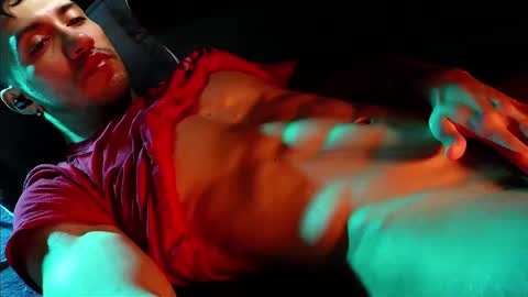 Snapshot of hotlatinking chatting on 02/11/25, 02:35 Hotlatinking online show from 02/11/25, 02:35