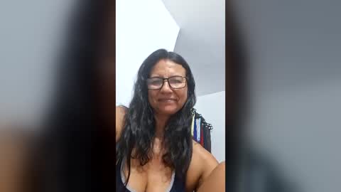 hotleny online show from 06/16/26, 03:31