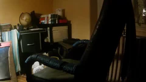 hotleopold online show from 12/14/25, 10:14