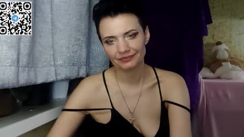 hotmamaqueen234 online show from 03/29/26, 07:36