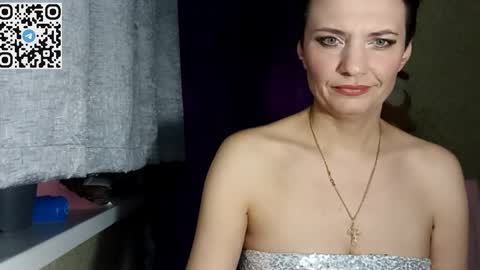 hotmamaqueen234 online show from 04/09/26, 07:19