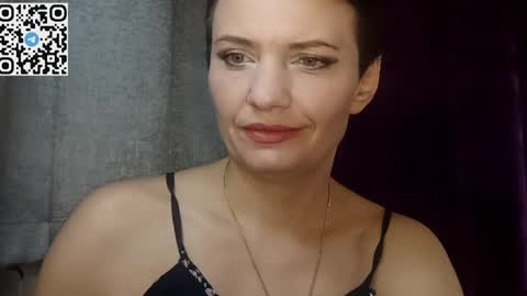 hotmamaqueen234 online show from 04/13/26, 07:19