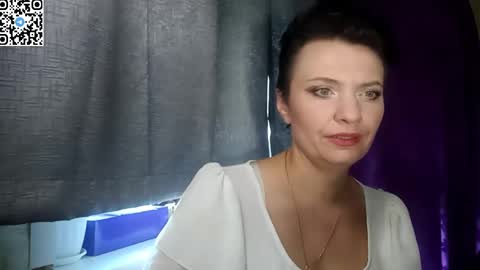 hotmamaqueen234 online show from 06/02/26, 10:39