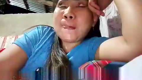 Snapshot of hotmoana chatting on 02/28/25, 11:25 hotmoana online show from 02/28/25, 11:25