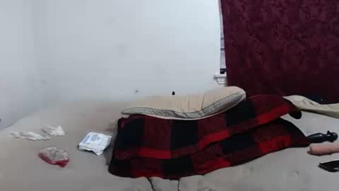 hotmodel1984 online show from 10/25/25, 10:26