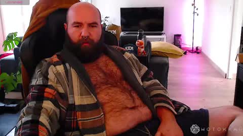 Hotokkar online show from 04/05/26, 08:00