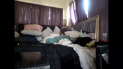 hotrox6942 online show from 02/25/26, 07:12